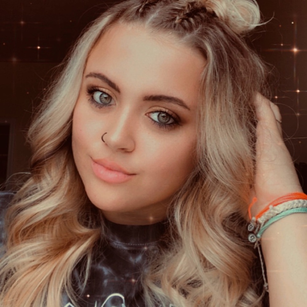 Meet your Posher, Jessica